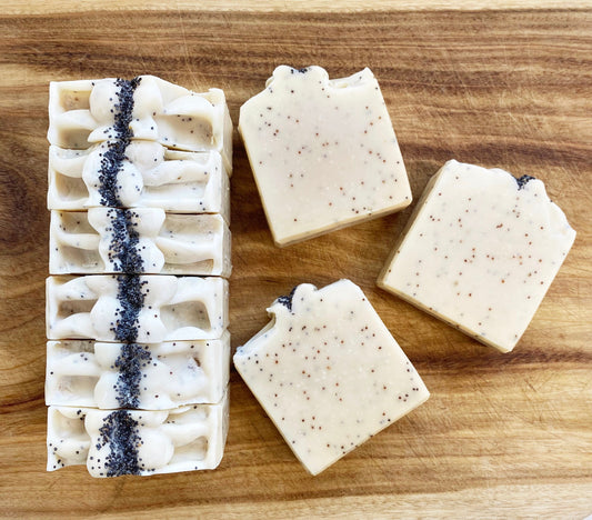 Spearmint and Poppy seed